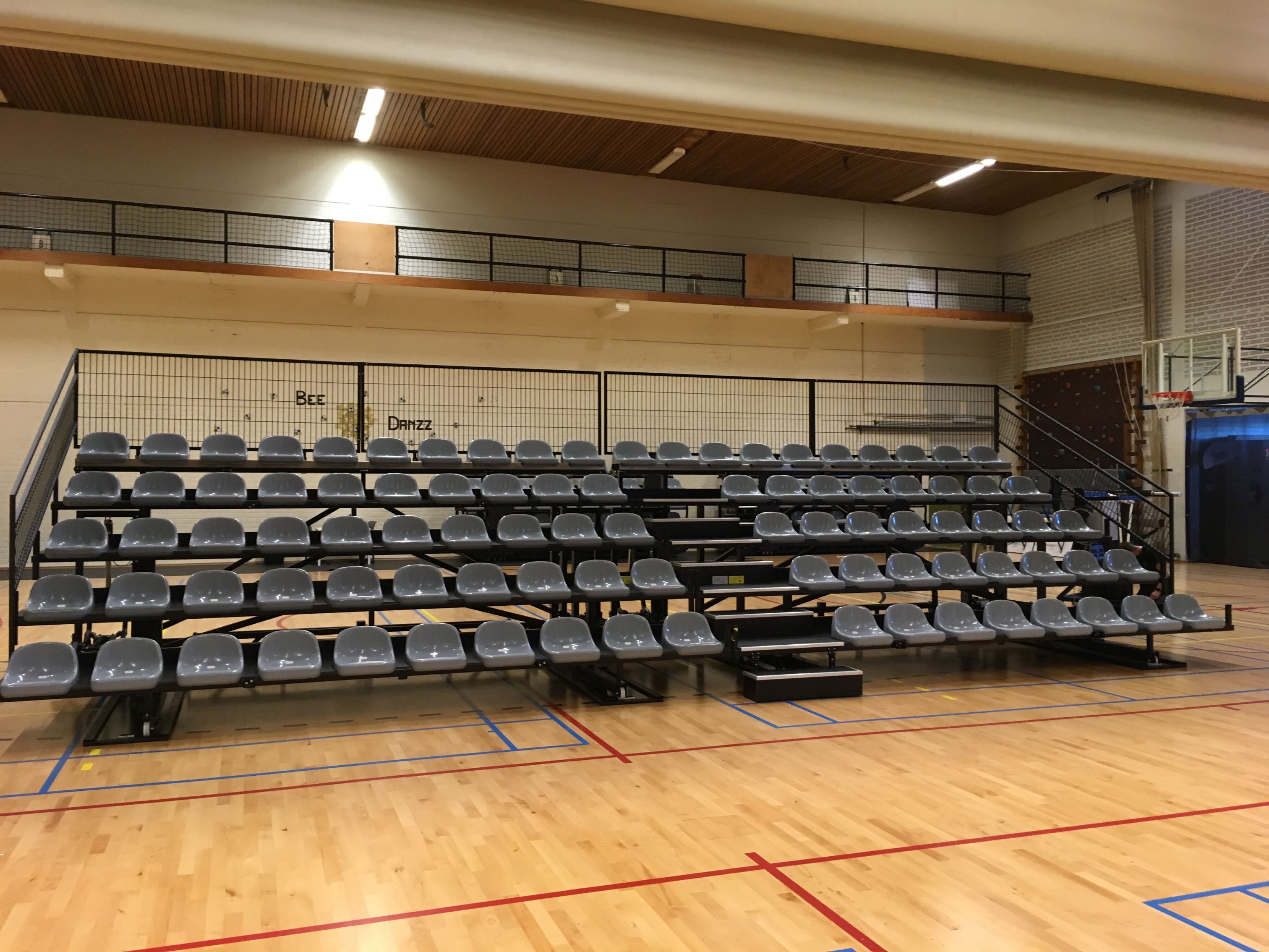 Mobiele tribunes TI42//50 Lange Munte Kortrijk | COS Tribune